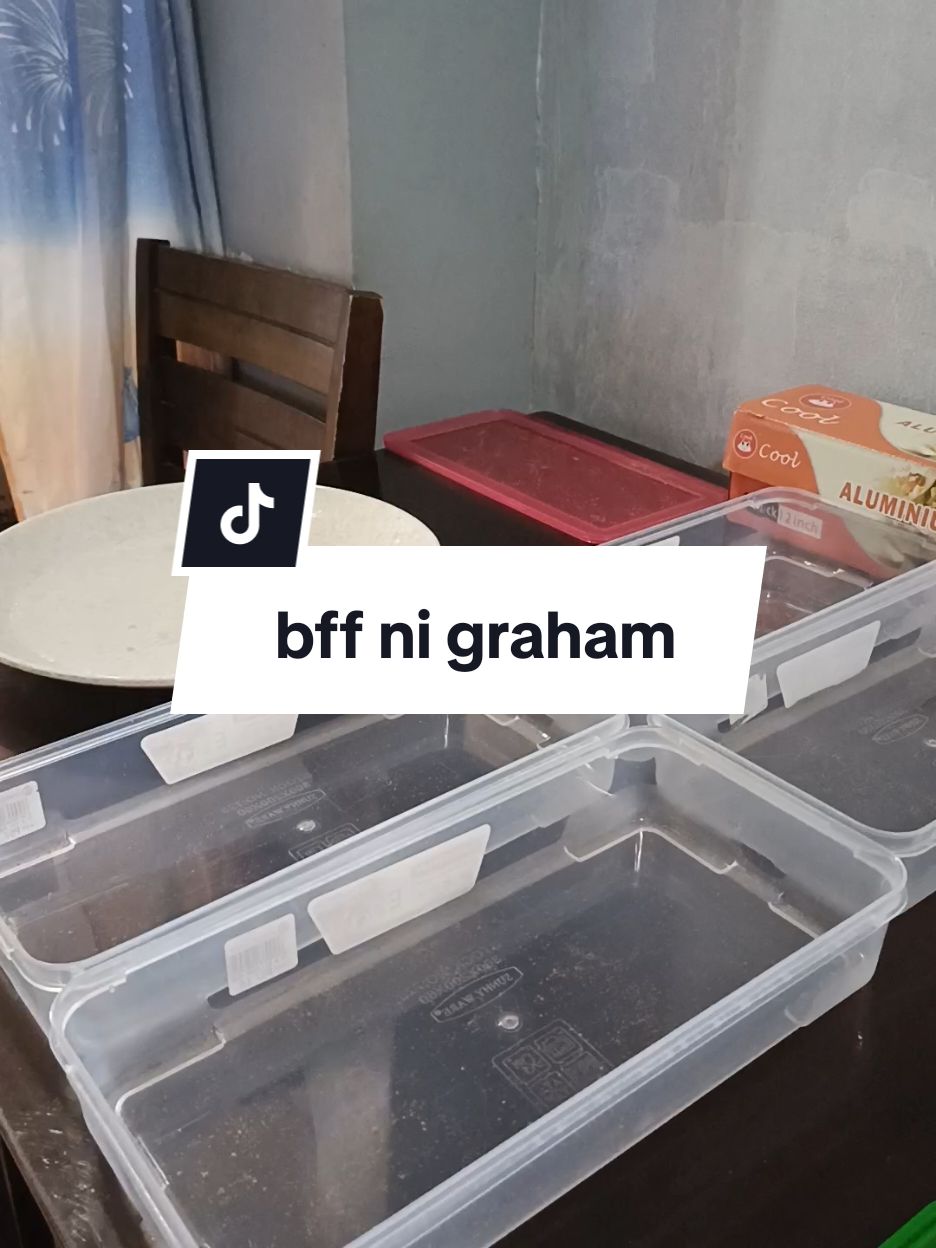 1.8L for graham crackers 💯 #tupperware #tupperwareforgraham #foryoupage #grahambarnegosyo #sulitfinds 