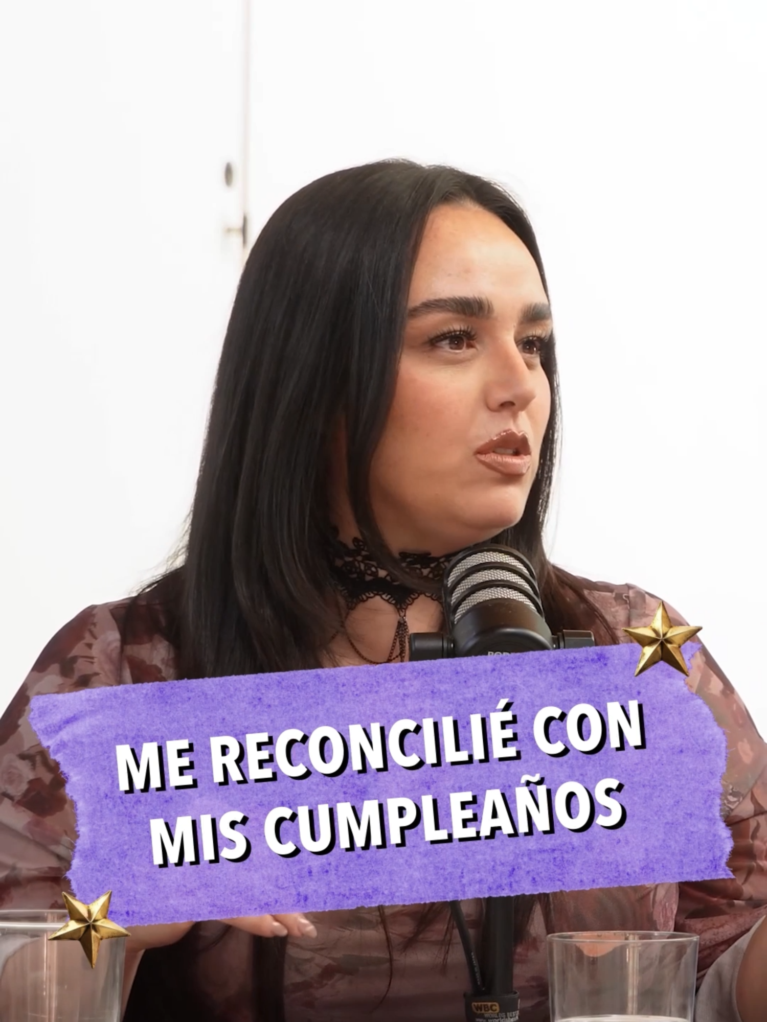 Hay personas que te hcen volver a amar tu cumpleaños ❤️‍🩹 Ep 18 | T3 - “Cumpleaños ¿Feliz?” @monicamakaco #6decopas #6dc #podcast #seisdecopas #fyp