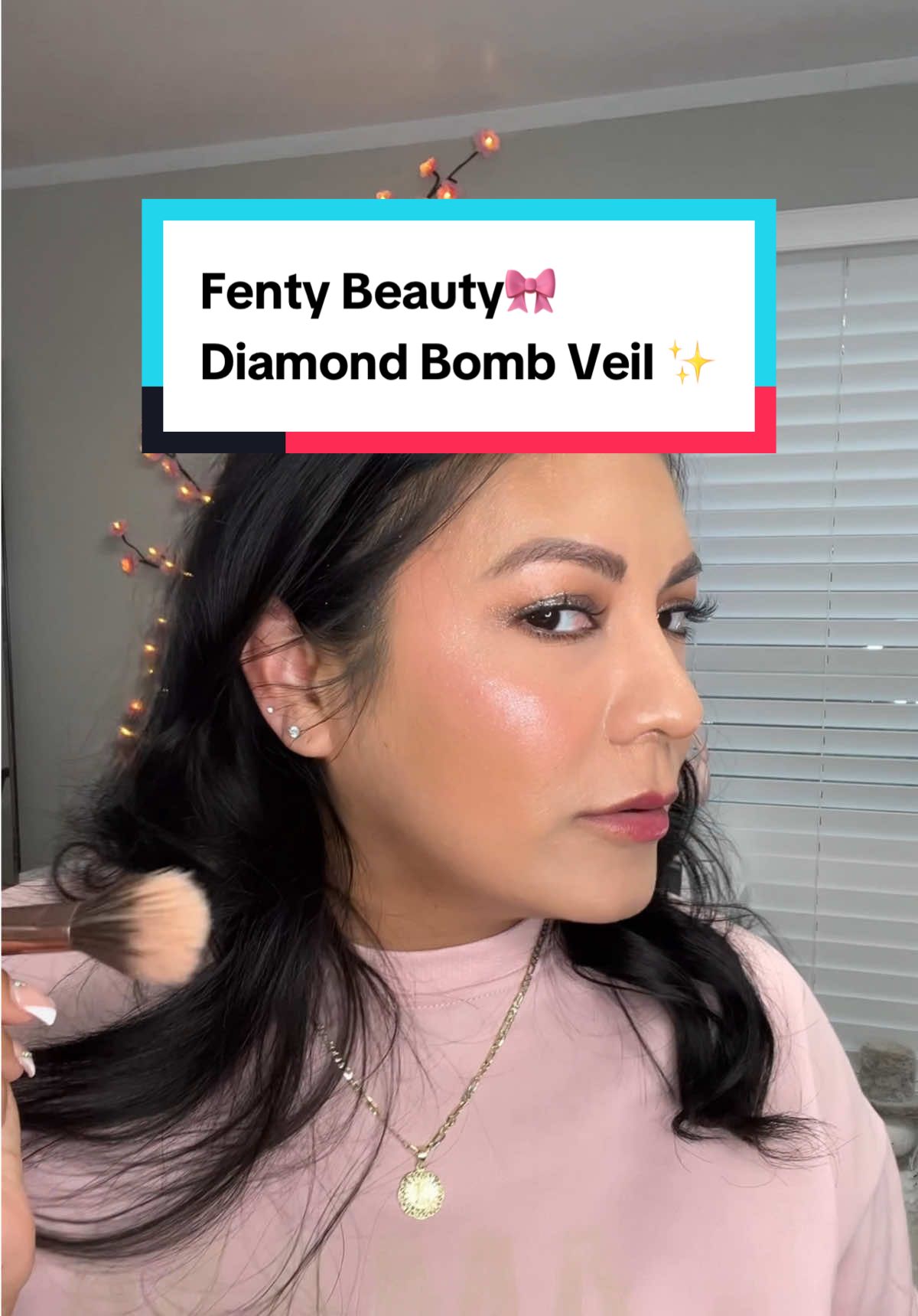 Girlies Fenty Beauty Diamond Bomb Veil is now on TikTok Shop ! 😍✨ #diamond #diamondveil #diamondbomb #fentybeauty #fenty #fentymakeup #highlighter #makeup @Fenty Beauty 