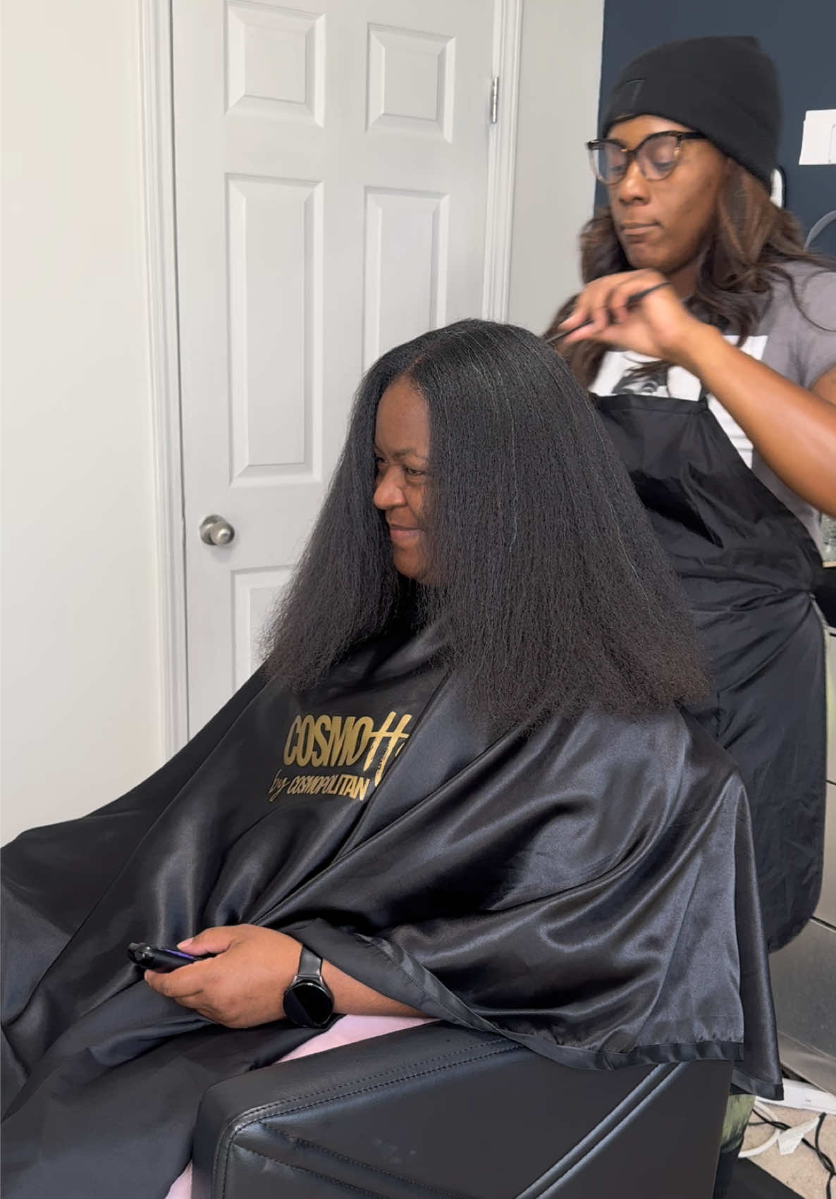 She about to pop out 😍 Silkpress season 🍁🍂🍁 #silkpress #silkpressnaturalhair #silkpressmaster #silkpressqueen #silkpressseason #silkpressatl #naturalhair #straighthair #contentcreator #foryoupage  #covingtongeorgia #conyershairstylist #fypシ #glorilla 