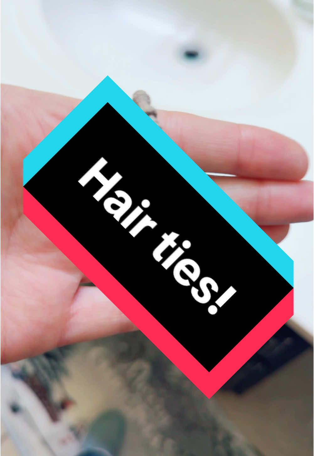#creatorsearchinsights #cutecheapgiftsforher hair ties that look like bracelets! 