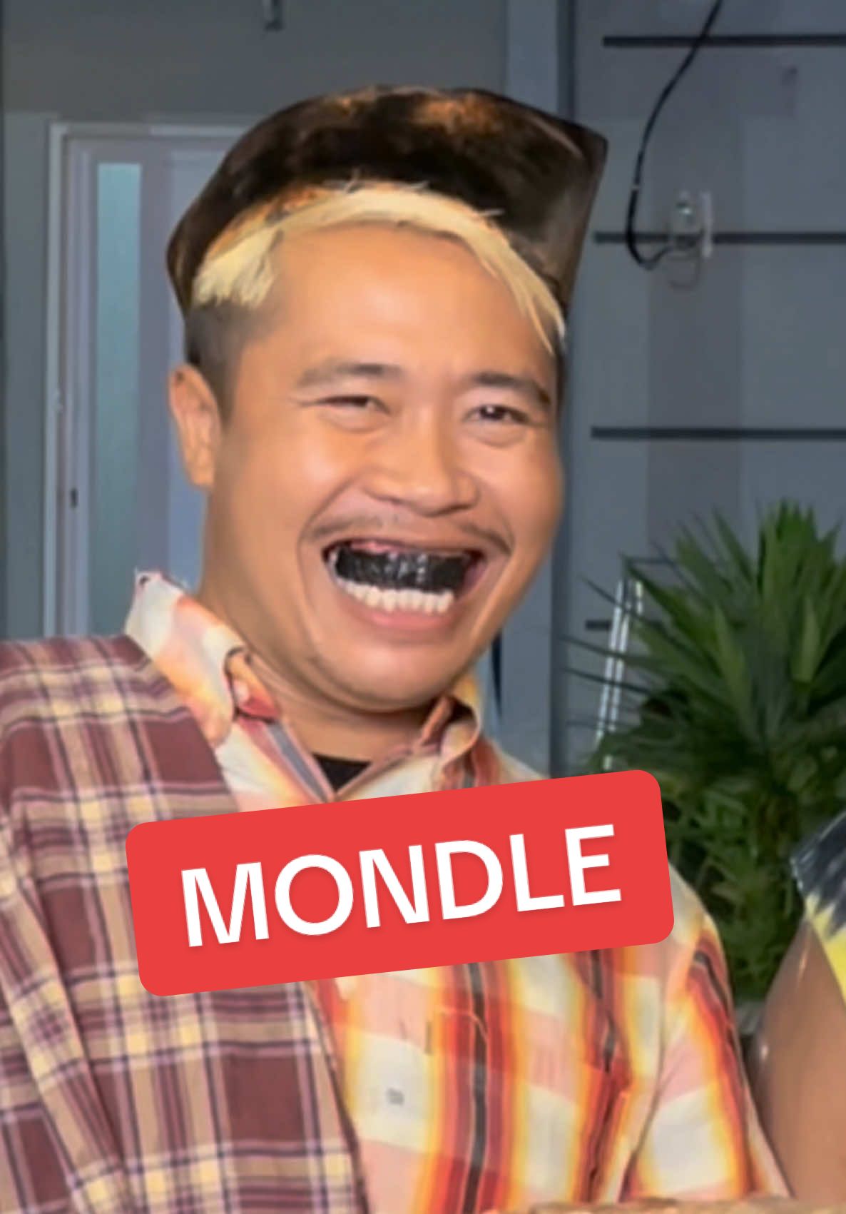 KEDATANGAN MONDLE…