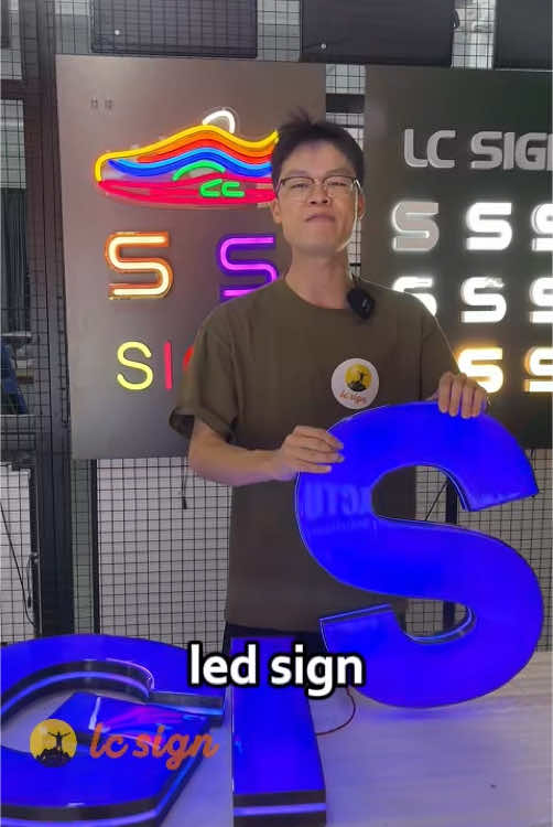 Never bite the hand🤨🤨 #led #ledsign #outdoorlighting #backlit #backlitsign #arcylic #arcylicart #businesslogo #artwork #signsupplier #signfactory #lcsign #signmaking #signmaker #us #foryoupage #funnyvideo #rgb @Ben Guez 