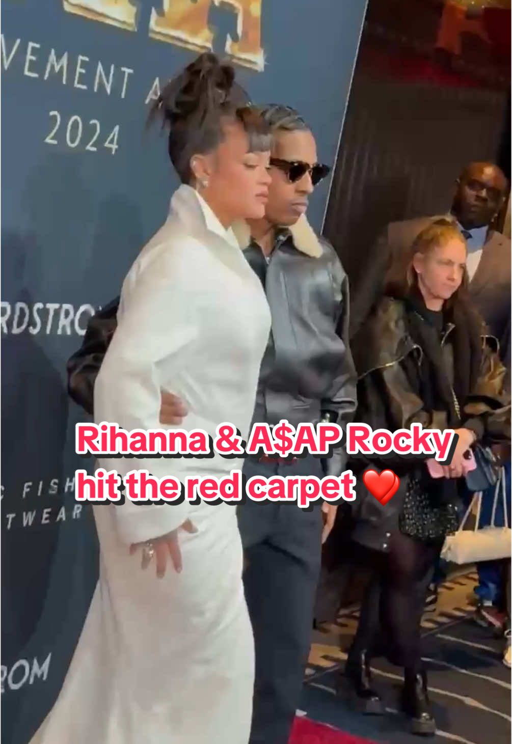 Rihanna showed support for her man A$AP Rocky as he was honored at the 38th Annual Footwear News Achievement Awards in NYC for his A$AP Rocky x Puma collaboration. ❤️ #rihanna #asaprocky #rihannanavy #rihannavideo 