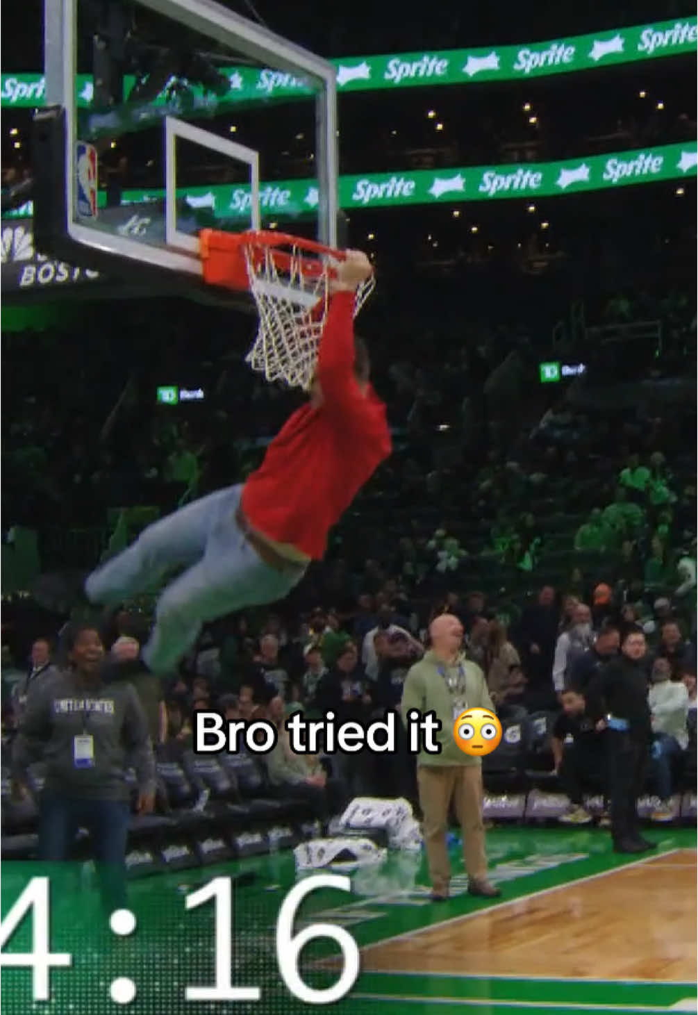 Impressive hops in jeans tbh 👀 #NBA #celtics #bostonceltics #fan 