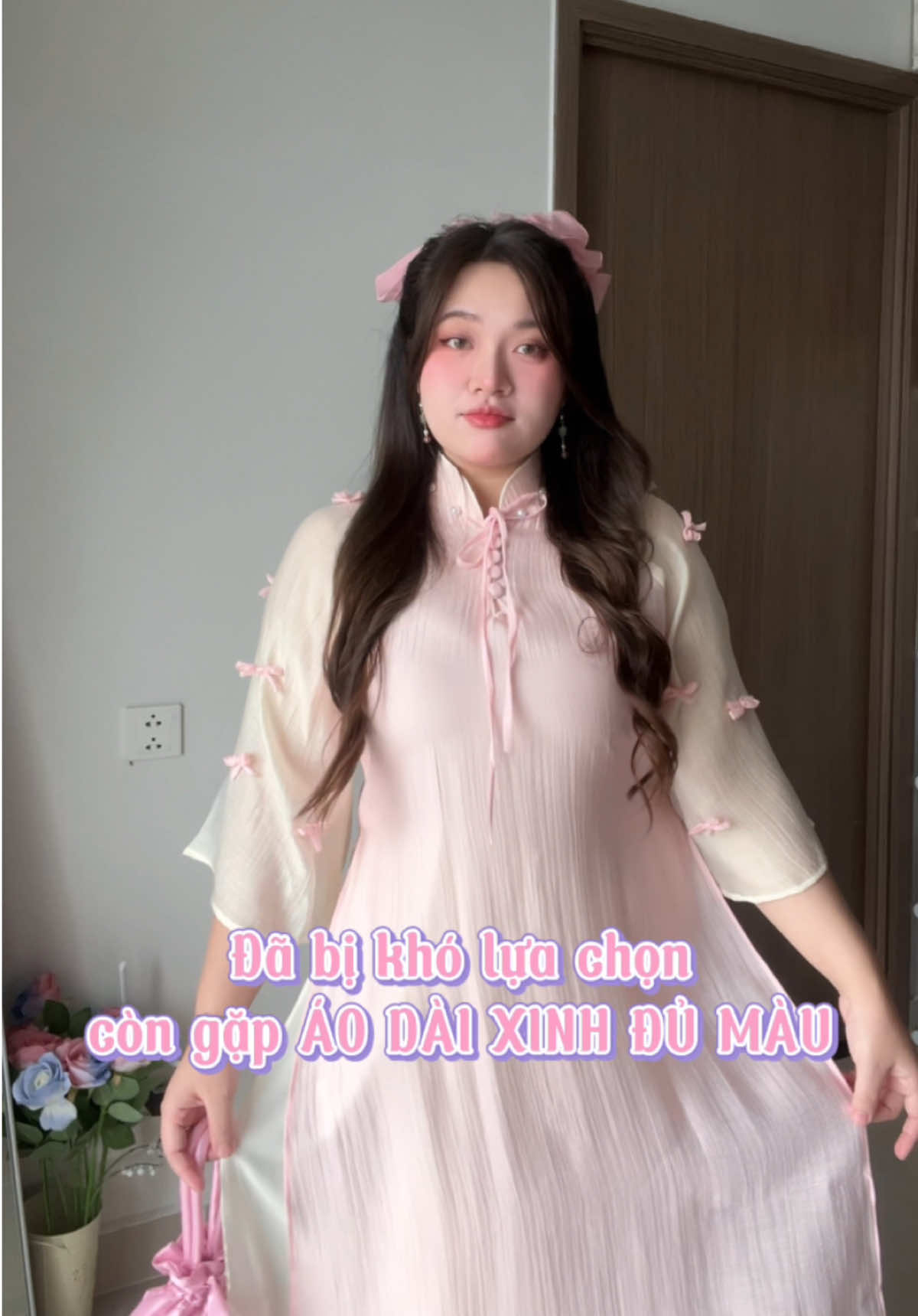 Rì viu áo dài ❌ 👉🏻 Rì viu kiểu tóc hợp áo dài ✅ 🤭🤭🤭 Mí bà đoán xem từ đầu mùa tới nay tui làm bao nhiêu kiểu tóc rồi hem #ntlghime #bigsize #chubby #GocLamDep #aodai #aodaibigsize 
