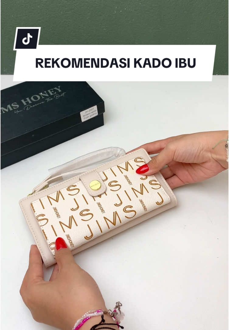 rekomendasi kado untuk hari ibu, kasih Rima Wallet Jims Honey udah bisa bikin ibu kamu seneng banget🥹 #rimawalletjimshoney  #Jimshoneysurabayastore  #PromoGuncang1212 #WIBGajian #BeliLokal -ch