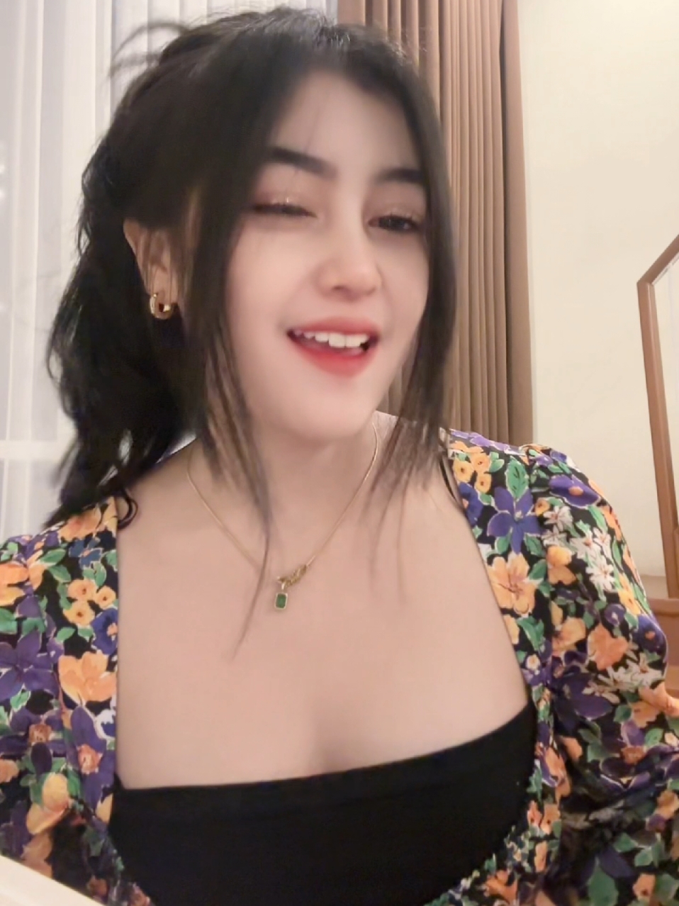 Ninggalin Sayang #selviprio #princess #cantik #gemoy #trendingvideo #wanitaidaman #foryoupage #masukberanda #manispedesngegigit #trendingvideo 