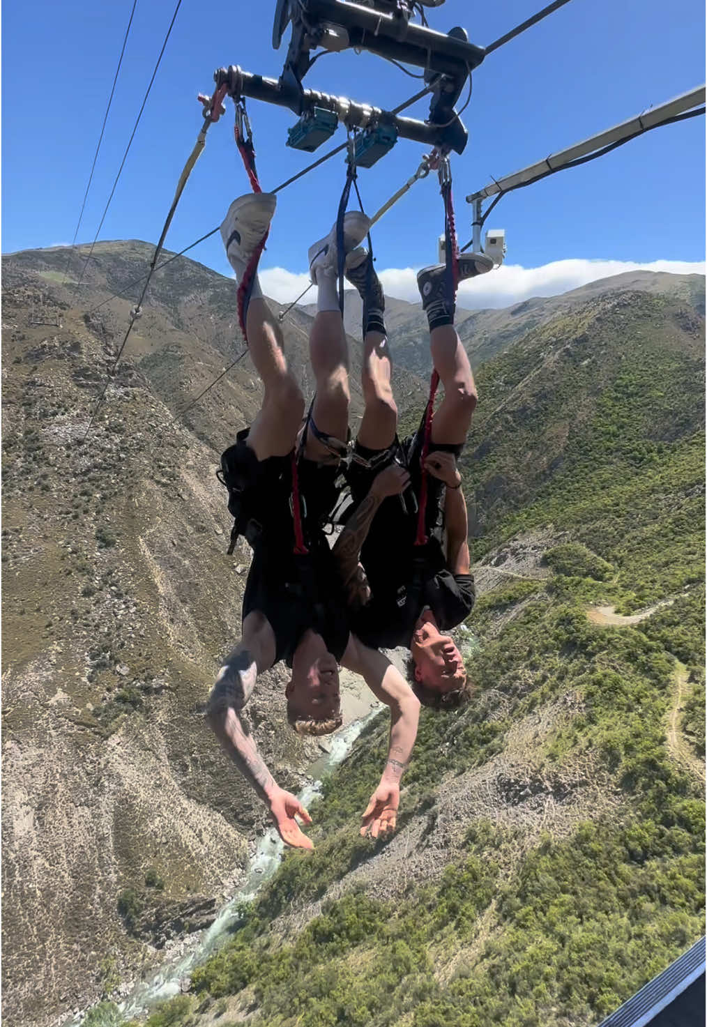 Which swing postion are you picking?🤪 #haveyouevertriedthisone #ajhackettbungynz #nevisswing #livemorefearless #fyp @Sabrina Carpenter 