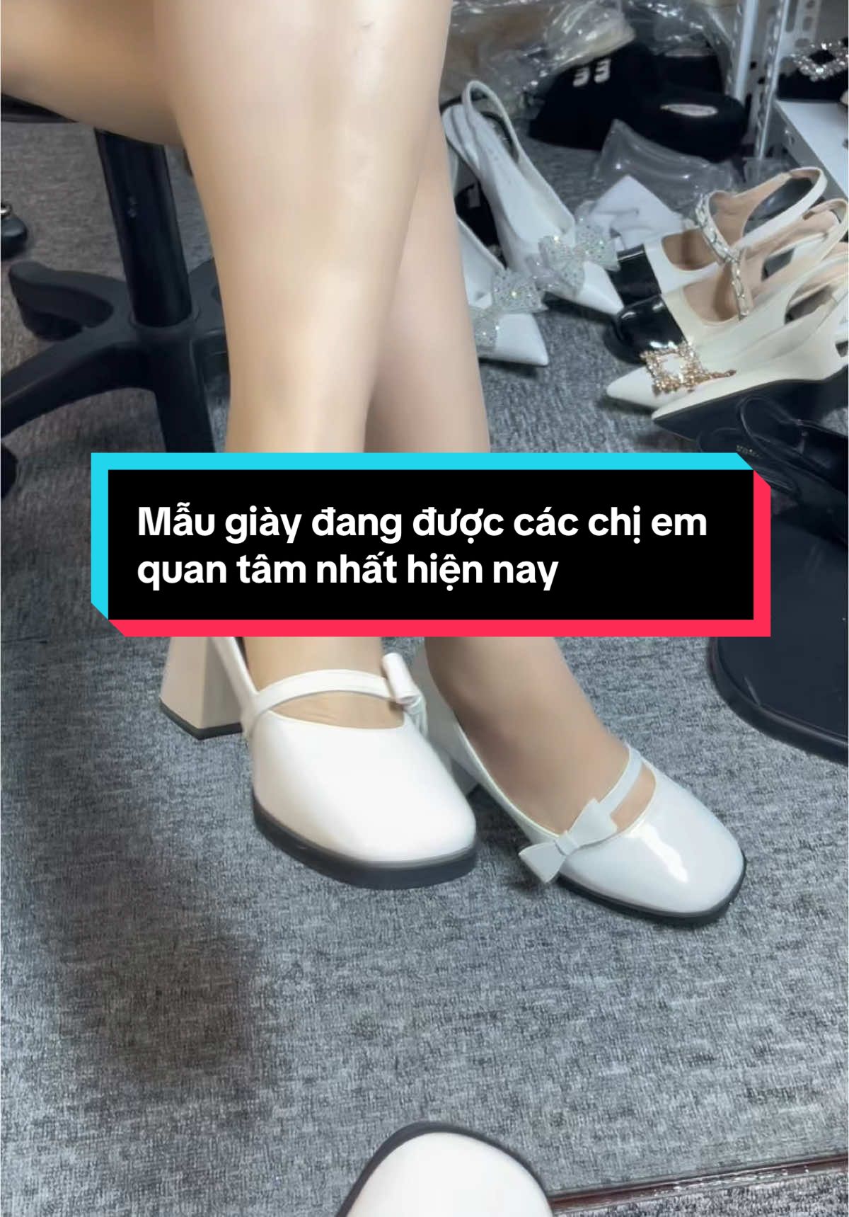 Cinh quá mọi người ơi#ticktock #giaycaogot #giàynuxinh #xuhuong 