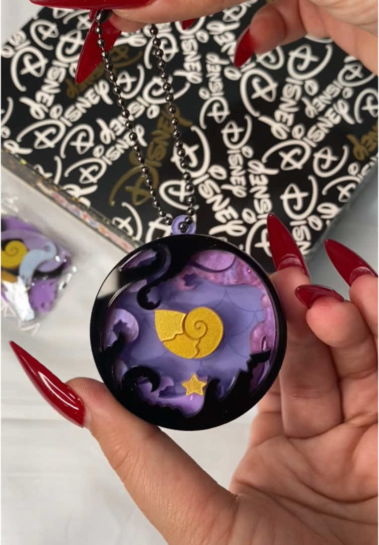 Disney Villain Christmas Ornaments: Ursula ! Who is your favorite Disney Villain? 