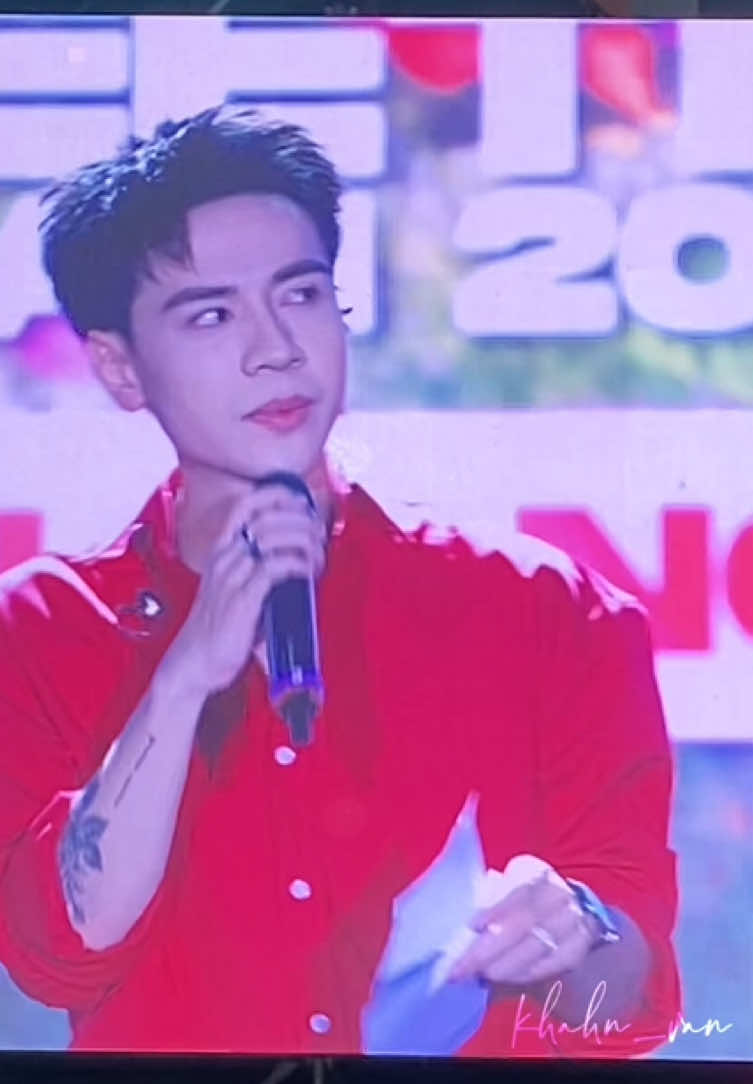 Nội tâm của tongtai kiểu “Cô gái này thật thú vị, sao em dám gọi tôi là thằng” 🤣 #quanghungmasterd #fanmeetingquanghungmasterd_day3