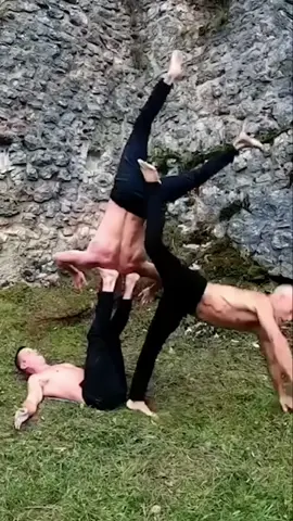 Epic Fails & Wins: Outdoor Stunt Show! Epic outdoor stunts and hilarious fails! Watch shirtless men conquer acrobatic challenges, icy waterfalls, and more. This compilation of viral moments is filled with adrenaline, laughter, and unexpected twists. Don't miss the ultimate failarmy adventure! ['#OutdoorStunts', '#Fails', '#FunnyFails', '#Adrenaline', '#ViralVideos', '#FailArmy', '#ExtremeSports', '#NatureFails', '#AcrobaticStunts', '#GoViral']
