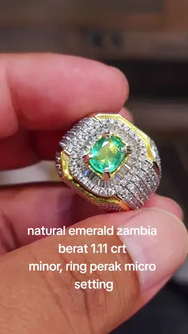 zamrud zambia kualitas super  material seprti kaca berat 1.11 ct #batumuliaindonesia  #permatazamrud  #zamrud 