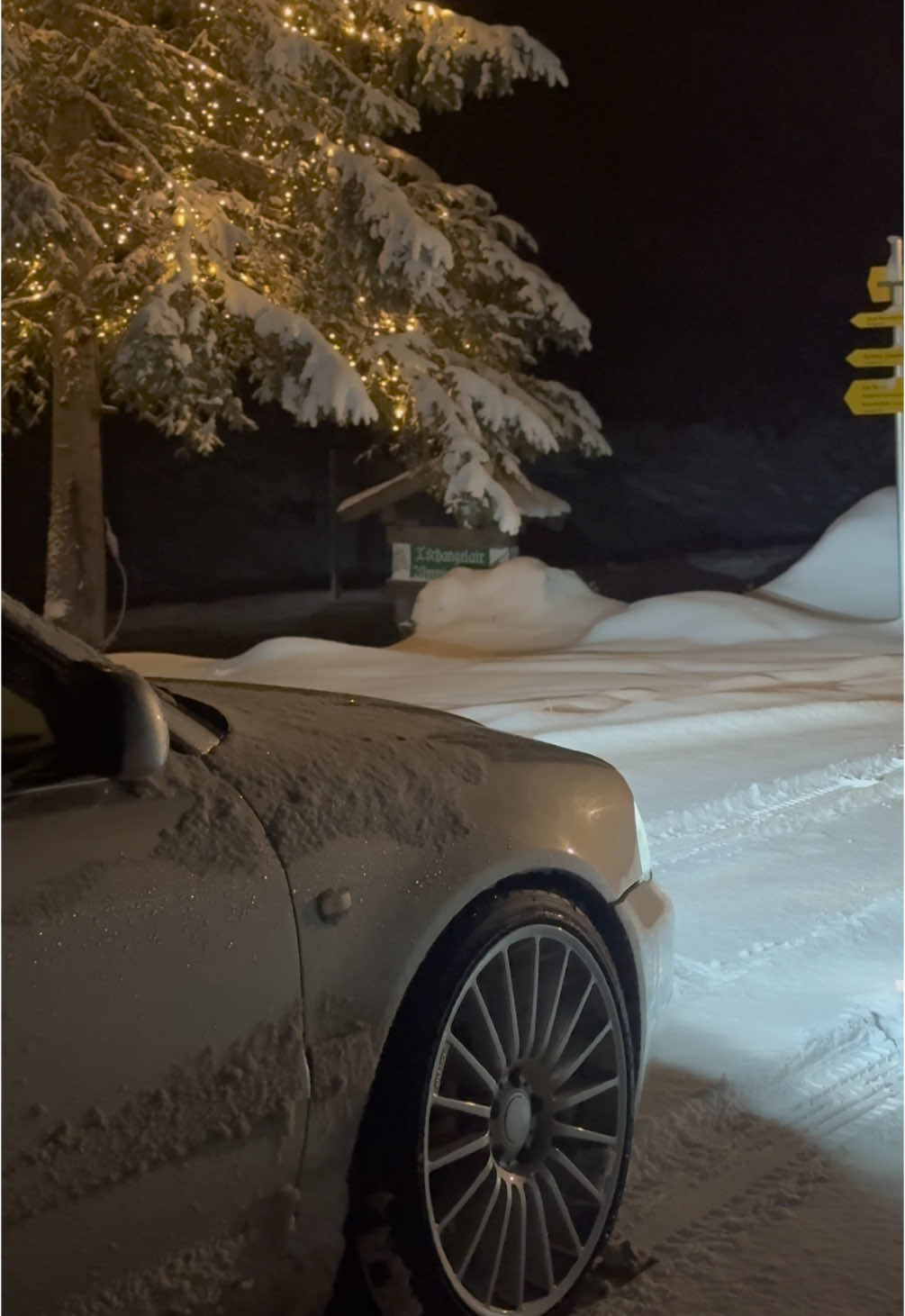 Quattro +❄️=❤️ #quattropower #quattro #audiquattro #audi #s4 #b5 #biturbo #quattrowetter #audiwetter #winterarc #snow #winter #biturbov6 #b5s4 #cartok #vollgas #audis4b5 #ballern #b5elite #audisport #avant #nohalfsends @Chudo 