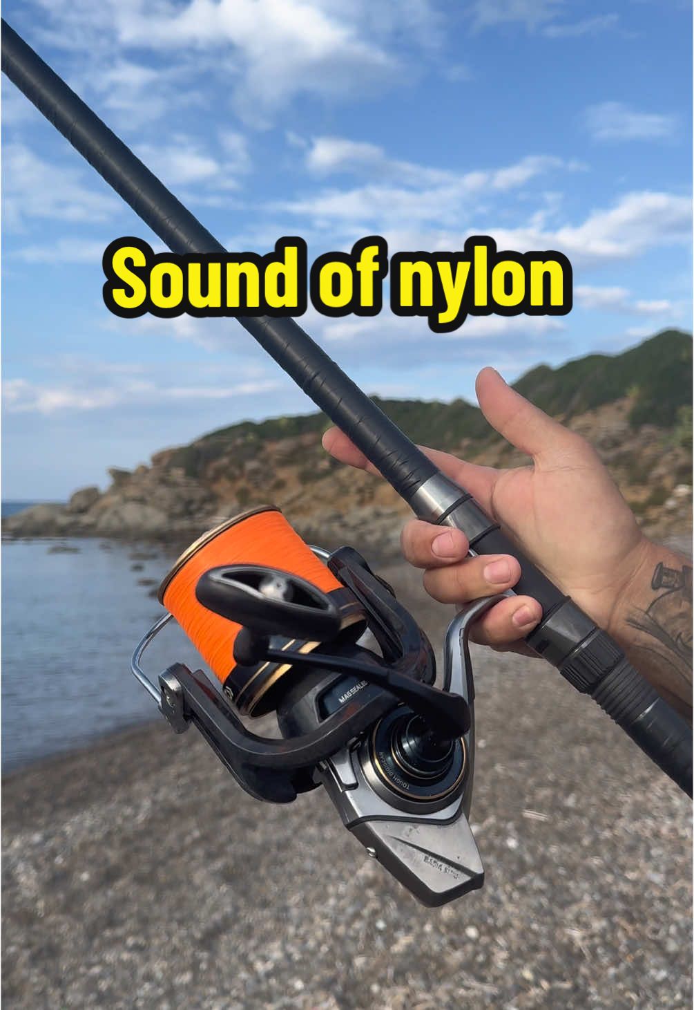 Sound of nylon 🔊 #neiperte #fishing #cast #surfcasting #viral #viral_video #italia #argentina #brasil #japan #casting #fishingcasting #surfcastingitalia #daiwa #fisherman #pescador #pescaesportiva #napoli #pesca #gennaromargarita #milano #napoli #reelsinstagram 