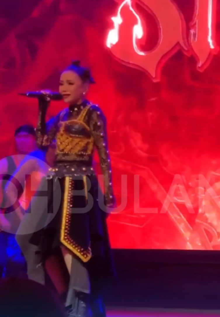 Memang Menyala Stacy perform lagu ni 🔥🔥8 malam ni music video lagu baru Stacy akan keluar, tak sabarnya 🤩🤩🤩 #ohbulan #fyp #news #stacy #lagubaru #menyala 