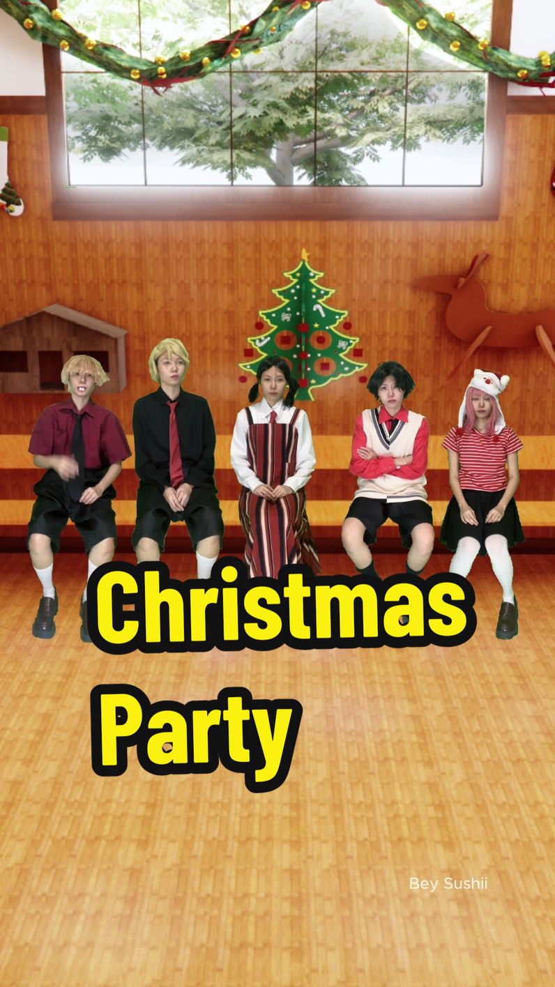 Christmas party in Eden! Bring out the gold in you - GOLD IN YOU?! #Christmas #gold #keratinplus #maja #spyxfamily #spyxfamilycosplay #anyaforger #beckyblackbell #damiandesmond #ewenegenburg #emileelman #christmasparty #bringme #skit #fyp #foryou 