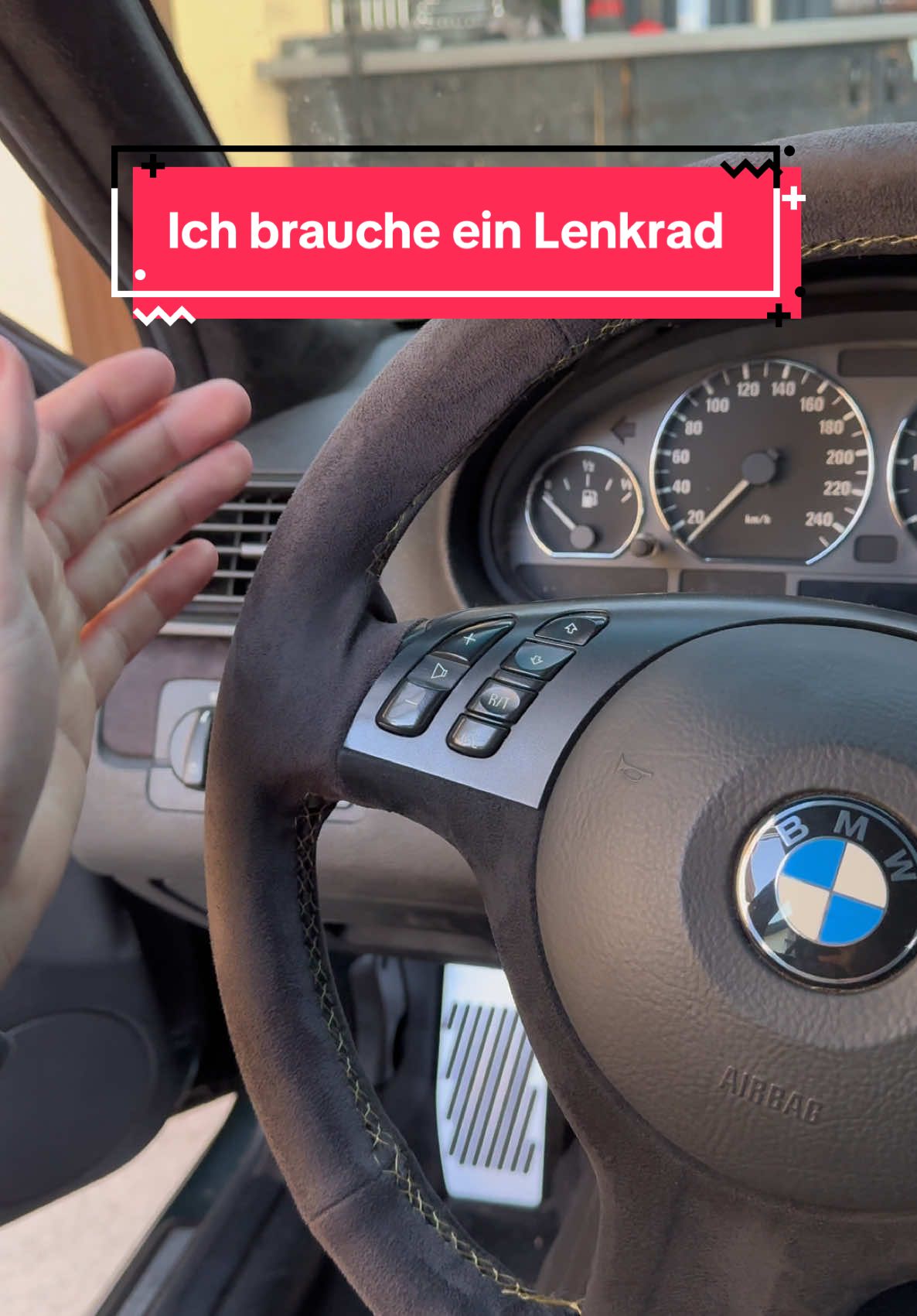 Falls jemand eins hat gerne melden #lenkrad #cars #autotiktok #carsofttiktok #auto #bmw #tuning #lenkradbezug #help 