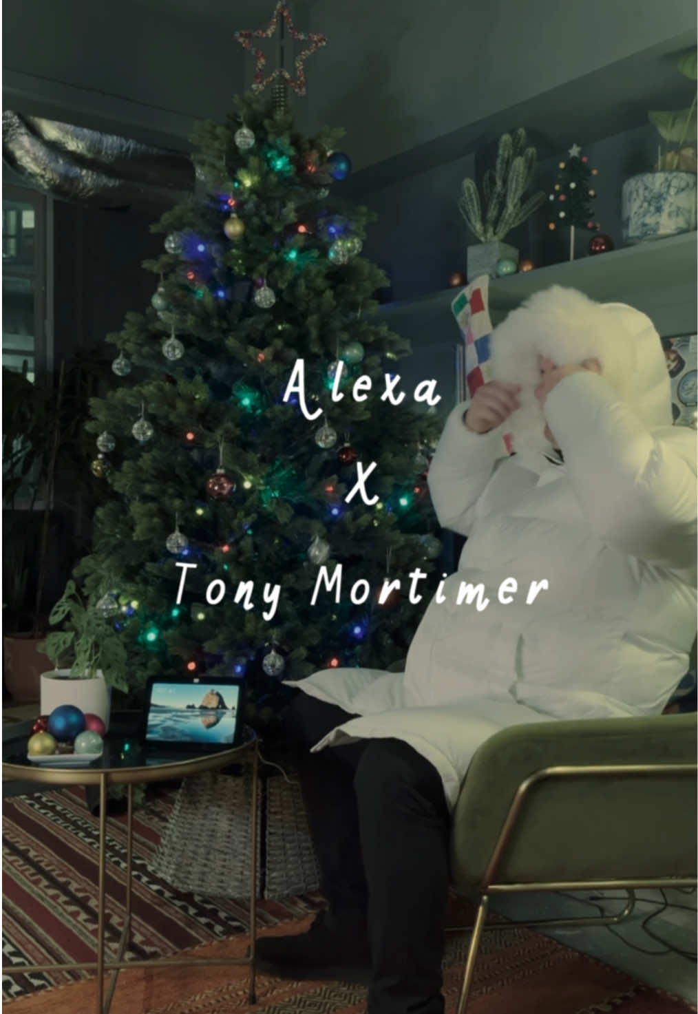 “Alexa, what’s the best ever 90s British Christmas Number One?” ❄️🎄 #amazonalexa @Alexa @Amazon Music #stayanotherday 