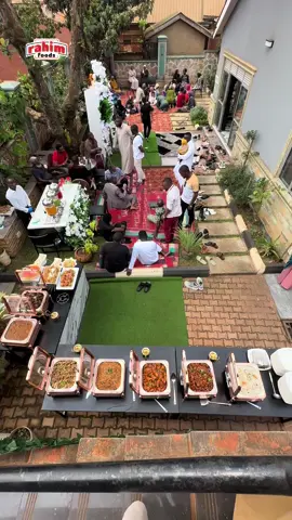 When it comes to outside catering, we are your plug👌 contact us for all functions and parties #RahimFoods #bestrestaurant #outsidecatering #mikolo #wedding #buffet #Uganda🇺🇬 #eastafrica #Kampala #Ugandanfood #AfricanFood #tiktokuganda #partyfood 