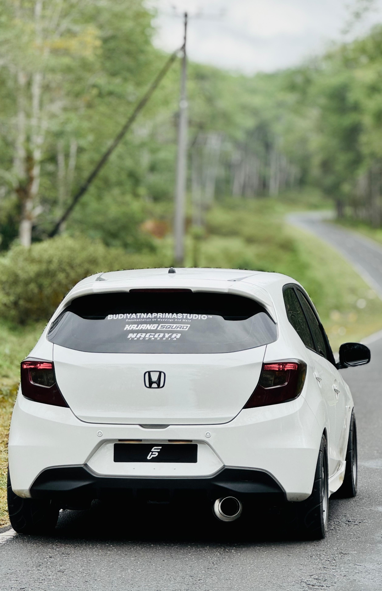 look at this beauty✨🤍 #whitysweet #briowhite #hondabrio #cleanlook #brioganteng #kajangsquad #nagoyaindonesia #brioracinglook 