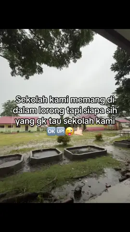 Oky mi #smpn01lariang #masukberandamuu #hujan #katakata #fyp 
