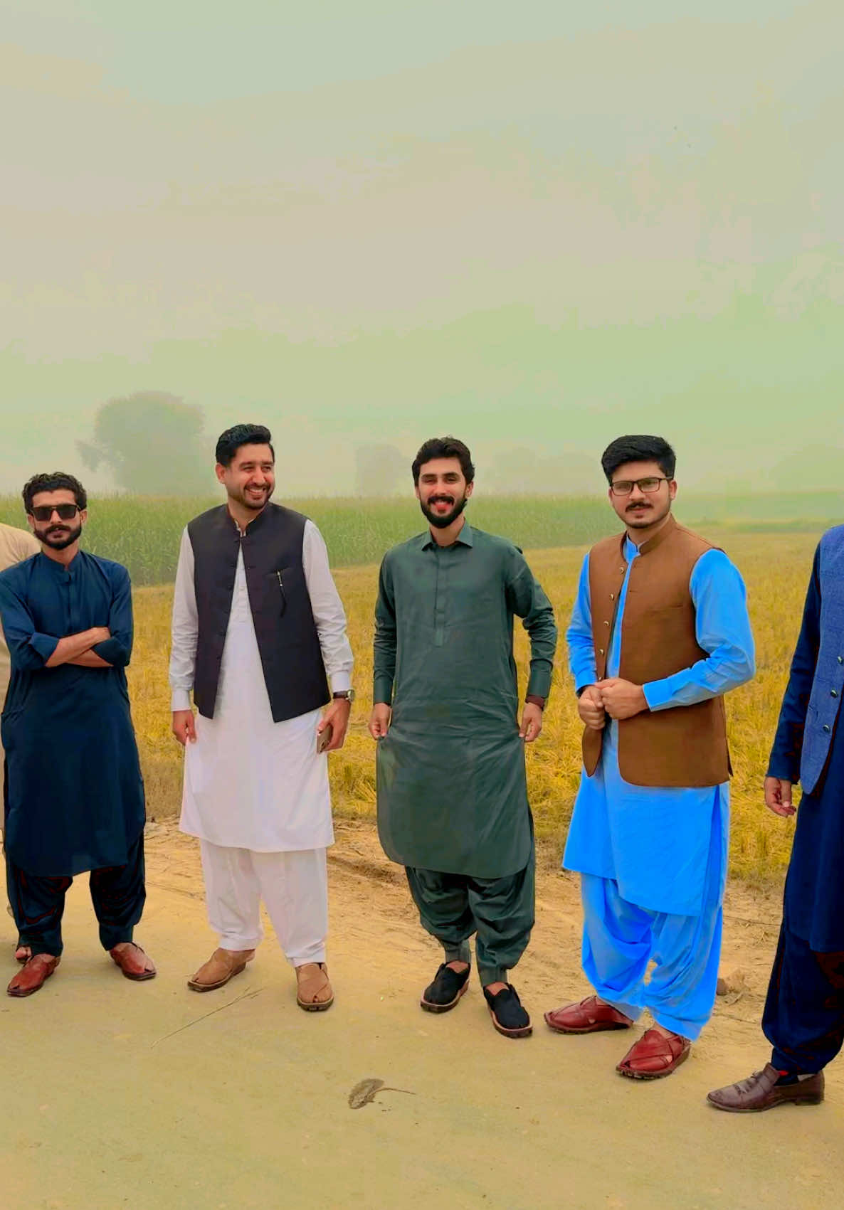 #lodhran @Ammar Khan Langha @WaQaR BaLoCh @Meer Shehzad Baloch @Qasim Gurmani @AAKASH KHAN 