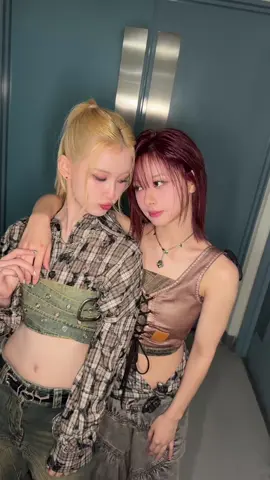 🧊🦷 #GENBLUE #젠블루 #幻藍小熊 #씬 #XXIN  #리리 #LILI  #ATEEZ #IceOnMyTeeth 