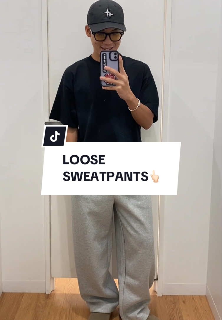 Sweatpants di beg kuning jauh lebih murah dari yg saya pakai💯#ariffseller #fashionstyle #ideaoutfitlelaki #casualoutfits #streetwearfashion #sweatpants #sweatpantsbaggy #sweatpantsoutfit 