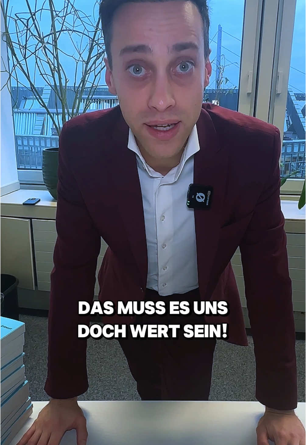 Hi, wollte euch mal erzählen, was wir im Landtag gerade aktuell so machen. Und was wir eigentlich damit meinen, wenn wir über „Haushalt“ reden. #politik #nrw #haushalt #geld #behindthescenes