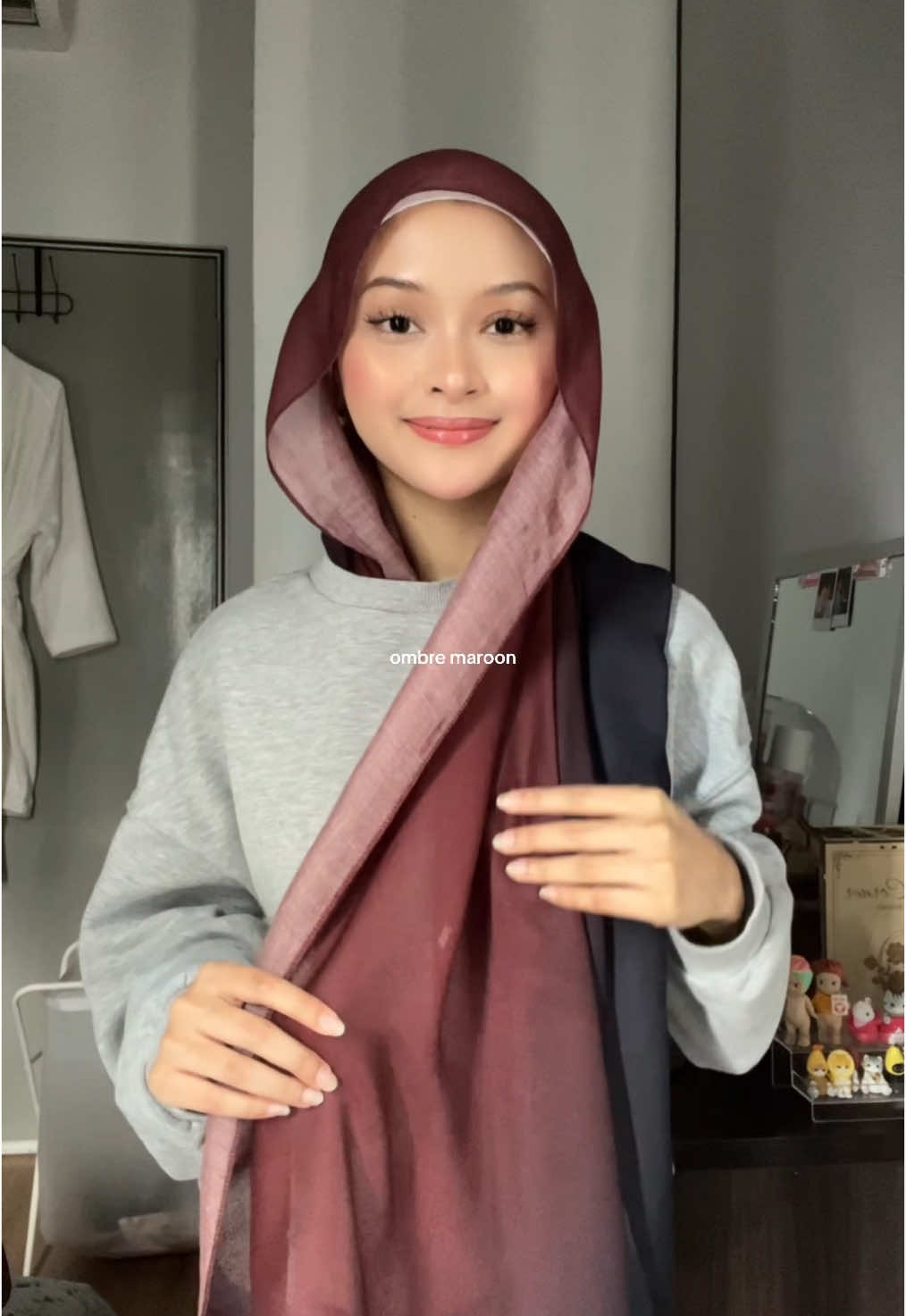 finally! found the best local printed modal shawl from @assia.scarves ✨🩷 istg, the printed design is so so soo cantik and the material is 10/10! go check them out and grab yours! 🫧 #modalshawl #printedmodalshawl #hijab #foryou 