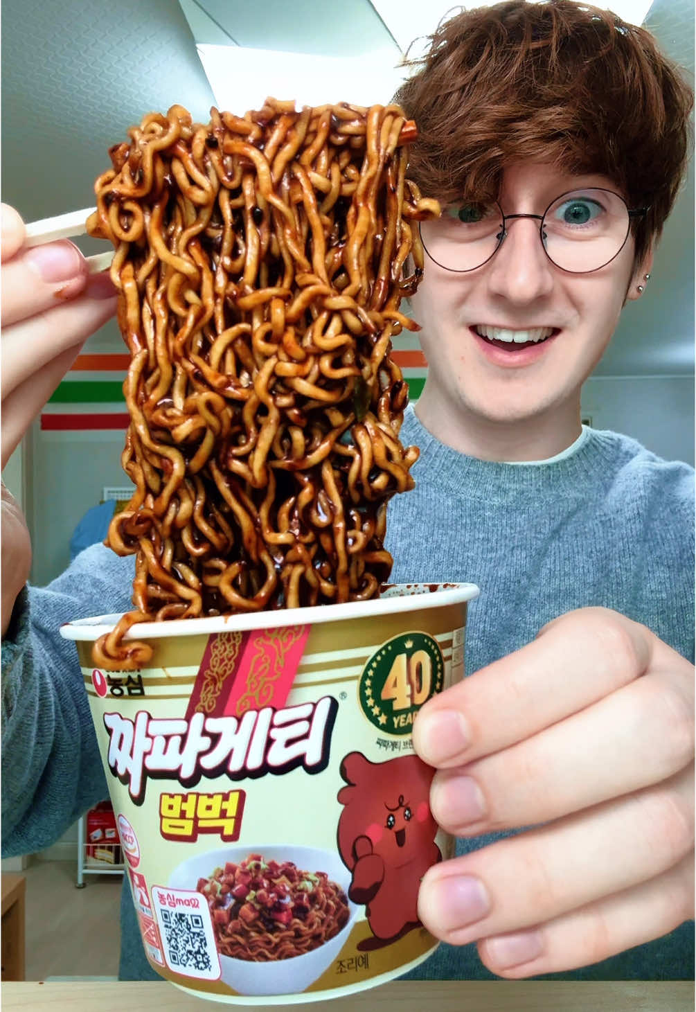 Day 57 of ONLY Eating Food From a Korean Convenience Store! #conveniencestore #asmr #mukbang #koreanfood #korea #buldak #ramen 