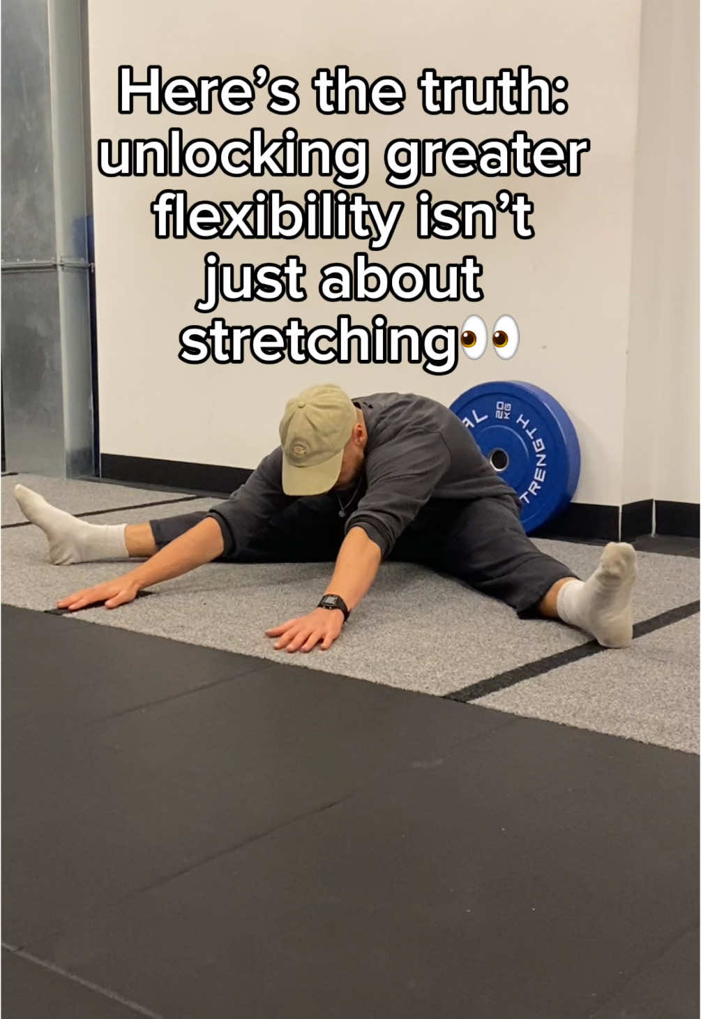 Flexibility isn’t just about stretching. 👀 Take it from someone who was stiff as a statue who lives with inflammatory arthritis #ankylosingspondylitis 😮 Static stretching plays an important role in flexibility development, and some people can make amazing progress with flexibility solely through static stretching. Take, for instance, most physical yoga practices. Some individuals can simply practice yoga and achieve significant flexibility gains. Unfortunately, I wasn’t one of those people. While I made some progress with yoga, it wasn’t enough. The real game-changer for me was focusing on strength through deeper ranges of motion, building end range strength, incorporating various forms of flexibility training, and understanding how the nervous system plays a role in movement. I’m still on the journey, but the progress I’m seeing now is undeniable. 💪 Flexibility isn’t just about being bendy—it’s about building strength, control, and connection. (What’s your biggest challenge when it comes to flexibility? Let me know below!)   #flexibilitytraining #flexibilitygoals #axialspondyloarthritis #ankylosingspondylitiswarrior #rheumatoidarthritis #yoga #yogainspiration #yogatips 