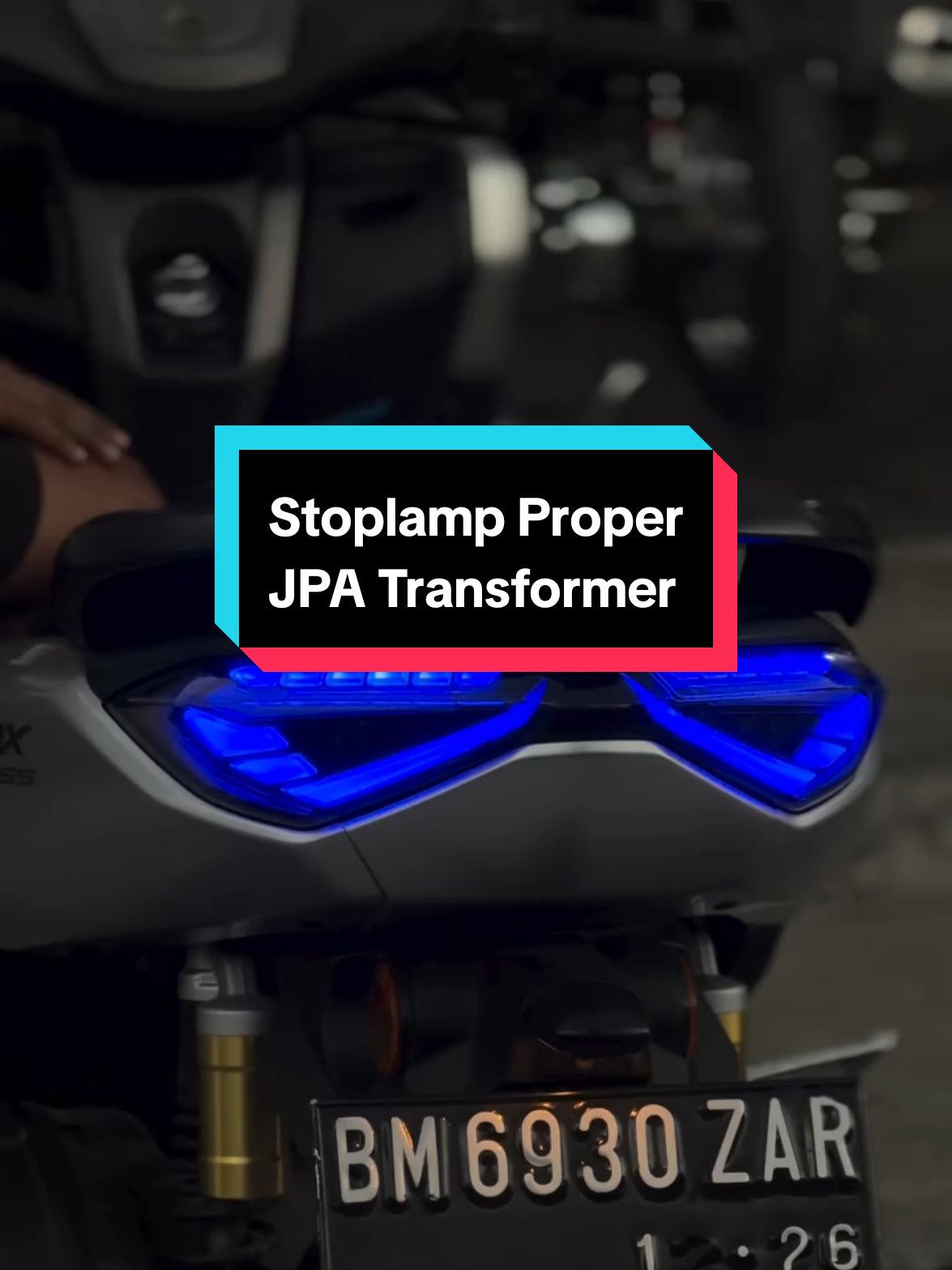 Lampu Stoplamp JPA Type Transformer Yamaha Nmax New #stoplamp #stoplampjpa #stoplamp3in1 #stoplampnmaxnew #lampustopvariasi #lampustoprem #nmax155 #nmaxmodifikasi #nmaxproper #nmaxnewmodifikasi #aksesorismotor #sparepartmotor #trendmotor #variasimotor #modifikasimotor #sukucadangmotor #megaguncang1212