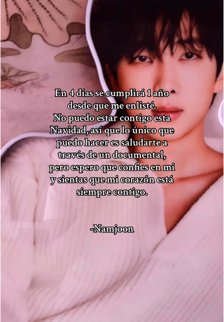 Ninguna espera es tan larga si se trata de ti, podría esperar una vida entera si tan solo lo pidieras, mi corazón siempre está contigo porque eres tú quien lo hace latir❤️‍🩹 #bts #fyp #abcxyz #army #namjoon #kimnamjoon #RM 