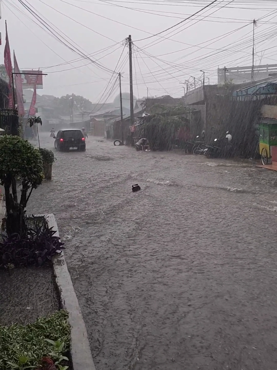 sedia payung sebelum hujan #banjir #kotatasik 