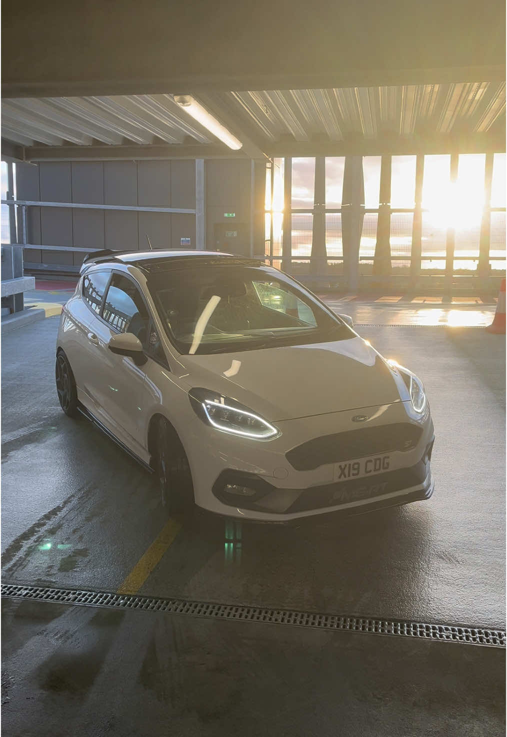 🌅🌇  #ford #fiesta #st3 #modified #ukcarscene #white #clean #msrt #fyp #teamwork 