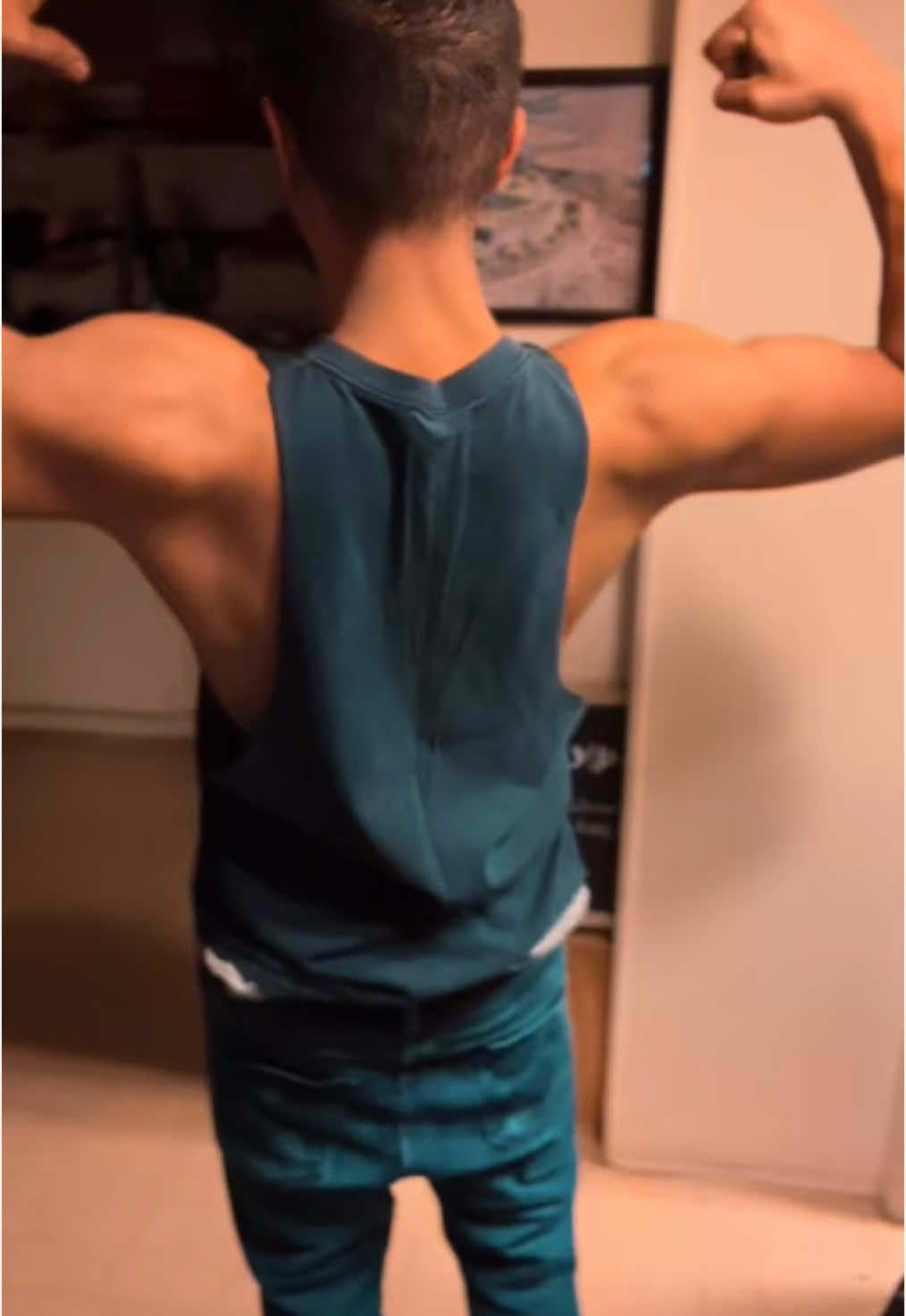 #55/365 #fyyyyyyyyyyyyyyyy #foryoupage #whynot #sharethelove #bluejeans #stayfocused #athomeworkout #calisthenics #calisthenicsmotivation #dadsoftiktok #dad 