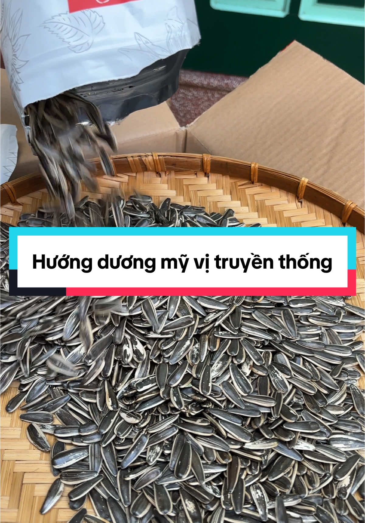 Có ai thích ăn hướng dương vị mộc giống em không ạ #hathuongduong #huongduongtet #doantet #doanvat #tet2025 #ancungtiktok