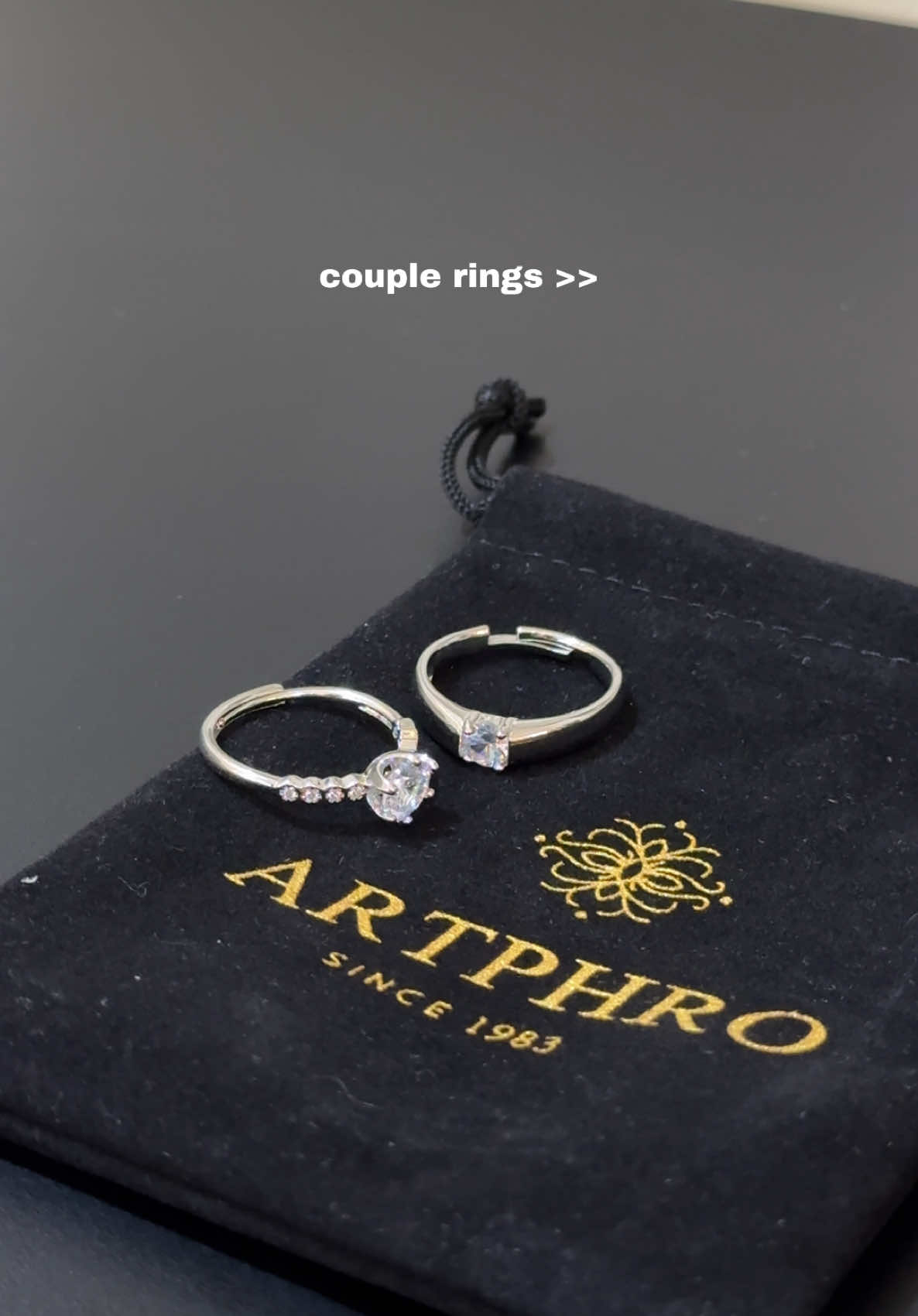 ₱198 lang oh, sign mo na to 🤭💍 #ring #couplering #couplerings #fyp 