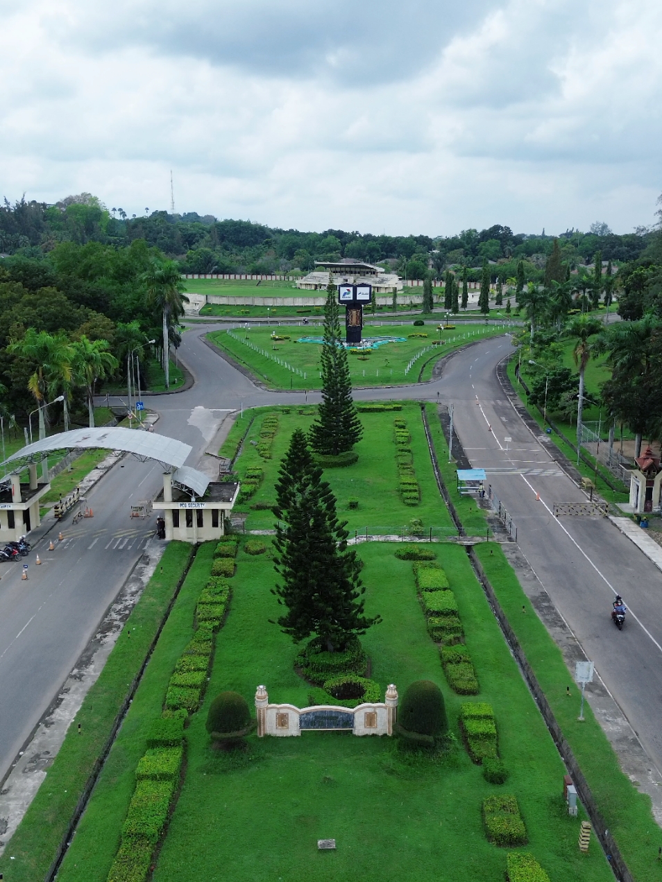 Pernah Elit dimasanya. . . #ptarun_lhokseumawe #viewdrone #lhokseumawe_aceh  @Mendrofa` Pilot_Drone 