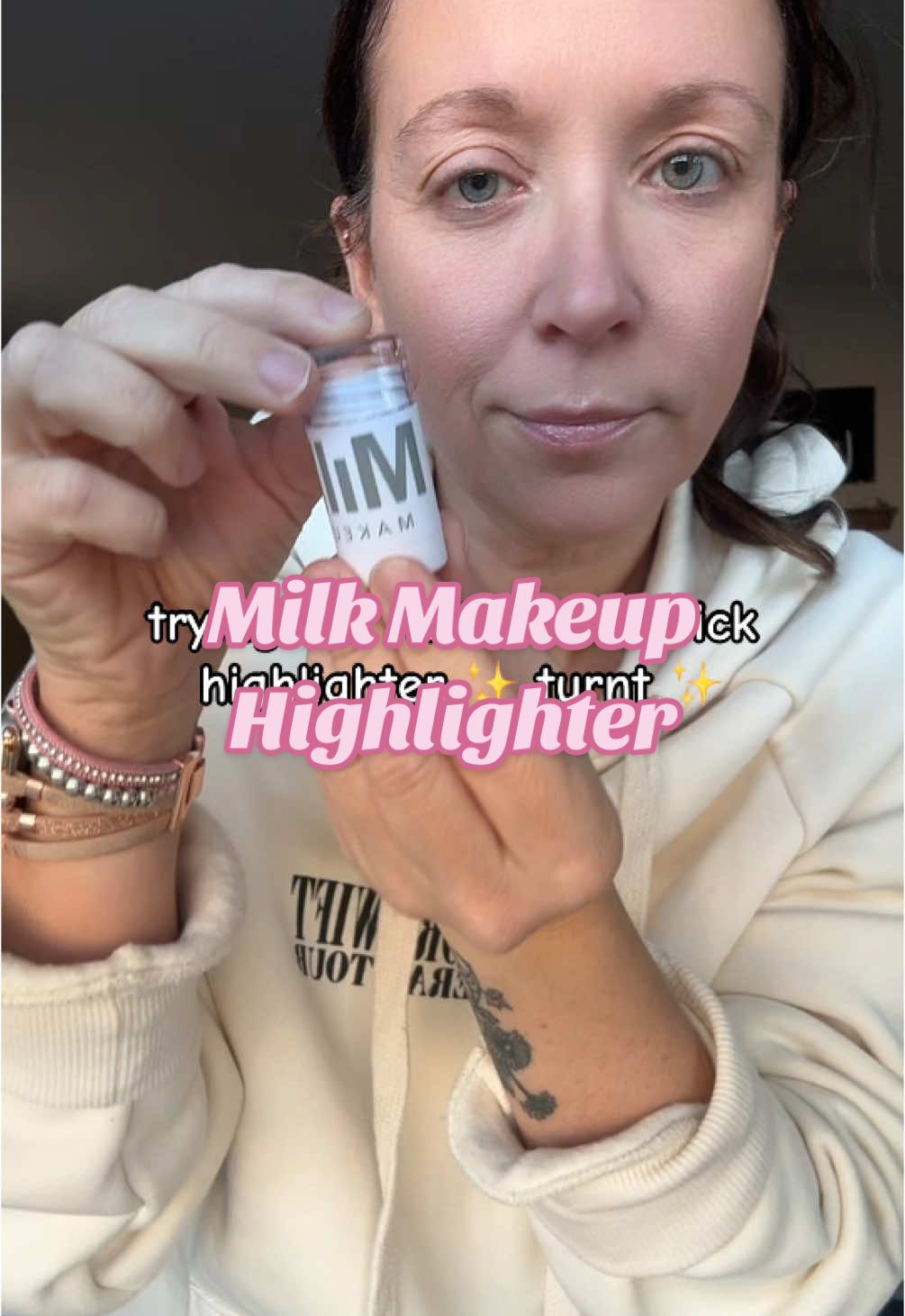 I love this shade 🥰😻 @milkmakeup #milkmakeup #milkmakeuphighlighter #highlighter #makeup #makeuphacks #makeup #makeupartist #makeuphacks #nose #nosehighlight #highlighter #fyp #momtok 