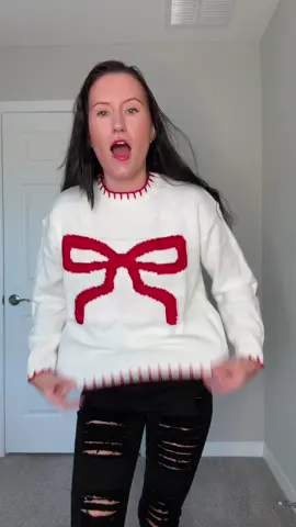 Cute Christmas Sweater 😍 #TikTokShopFashion #christmasoutfit  #christmascountdown #tiktokfashionstyle #tiktokfashionfinds 