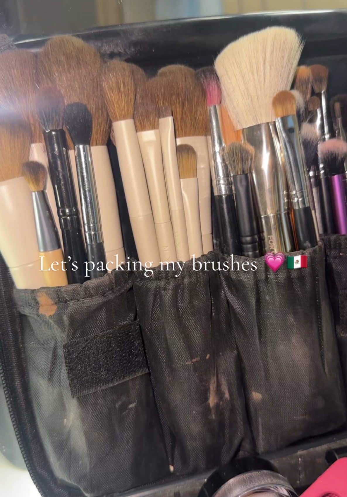 🇲🇽✨ one day left #brushes #makeup #packing #morphe #makeupbyariel #fy 