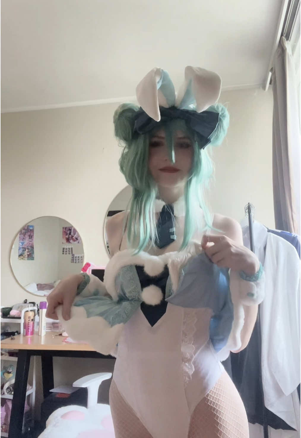 Sending hugs #miku #hatsunemiku #vocaloid #egirl #fyp #bunnysuit #コスプレ 