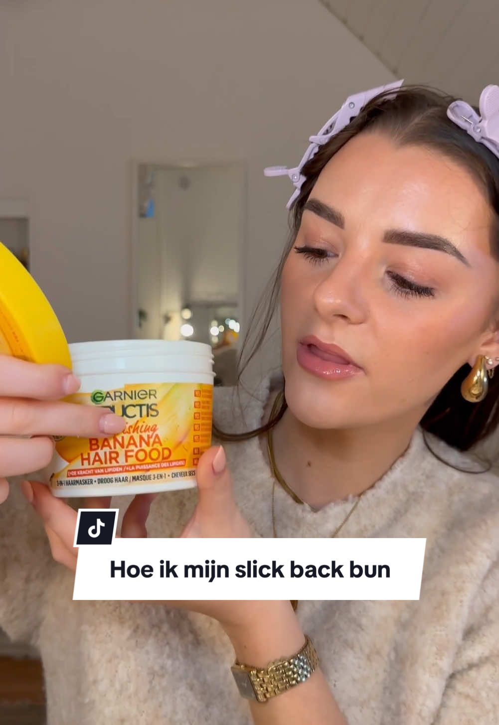 Als ik deze haarstijl niet meer zou doen zou mijn healthy hair journey denk ik echt 95% perfect zijn🥹😅 @Garnier @got2b #slickback #slickbackbun #hairmask #hairmaskslickbun #cleangirlhair #cleangirlhairstyle #healtyhairjourney #healthyhair #hairjourney #fyp #slickbacktutorial 