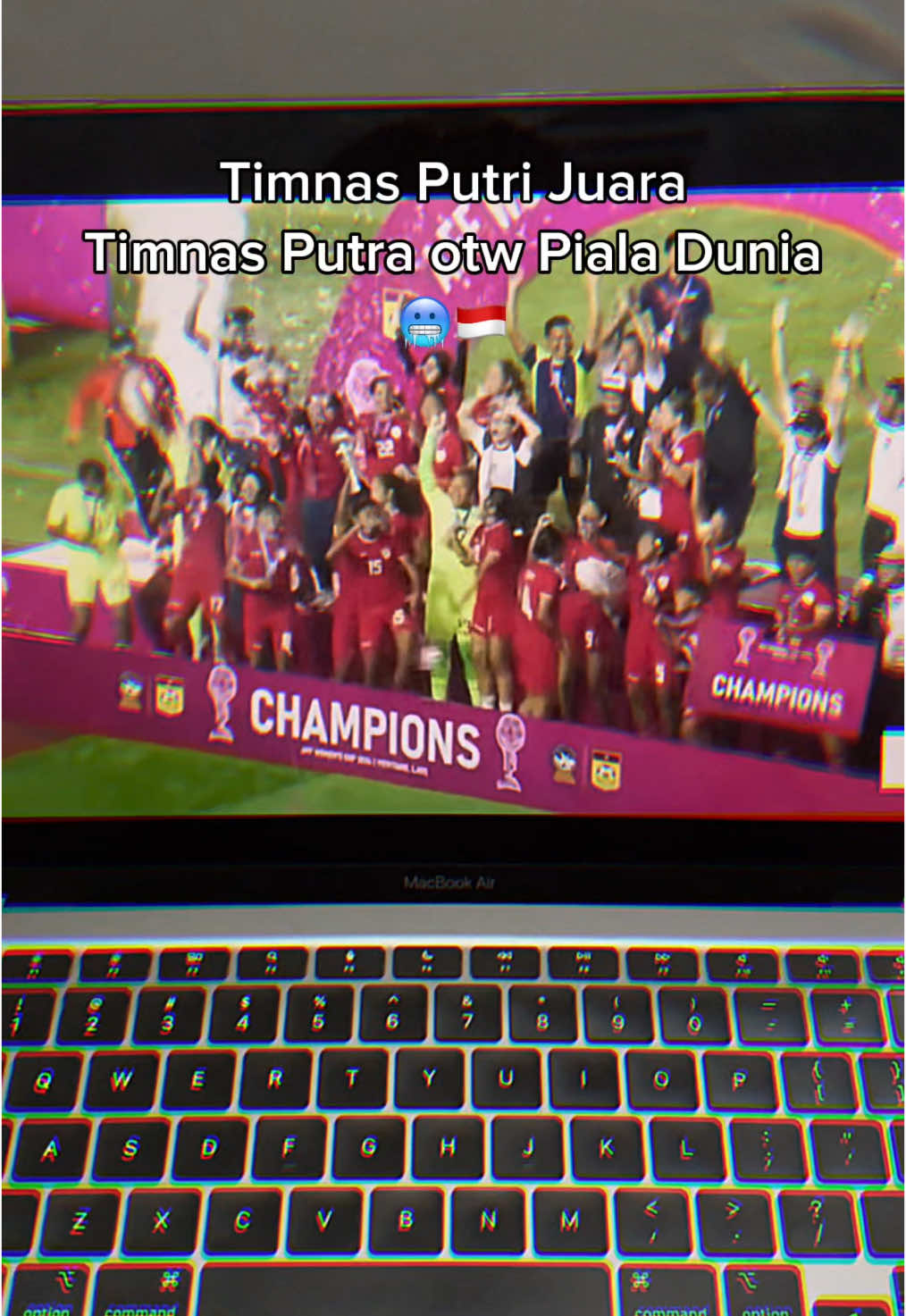 Timnas Putri Juara, Timnas Putra otw Piala Dunia 🥶🇮🇩 Nasib punya Timnas jago semua🔥 #timnas #timnasindonesia #timnaswanita #timnasday #marselino #kingindo #fyp #fypシ゚ 