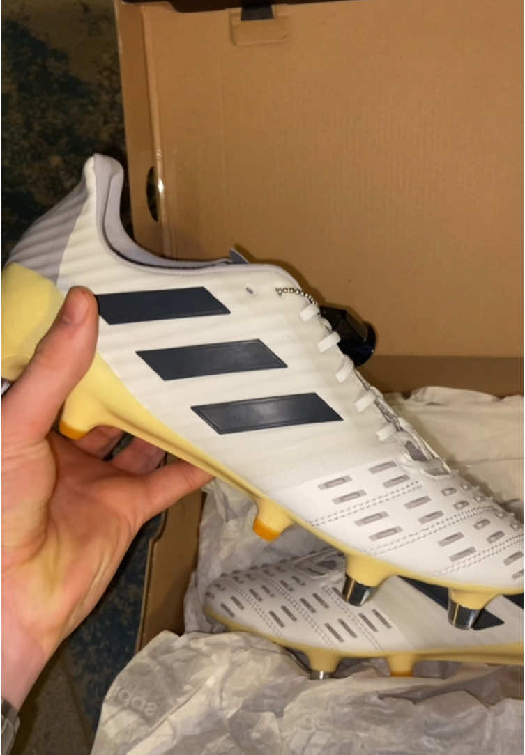 Sourced these Adidas Predator Malice for Armagh football goalkeeper Shea Magill😎 #gaa #football #Soccer #rugby #boots #adidas #predator #predatormalice #malice #adidasrugby #prboots