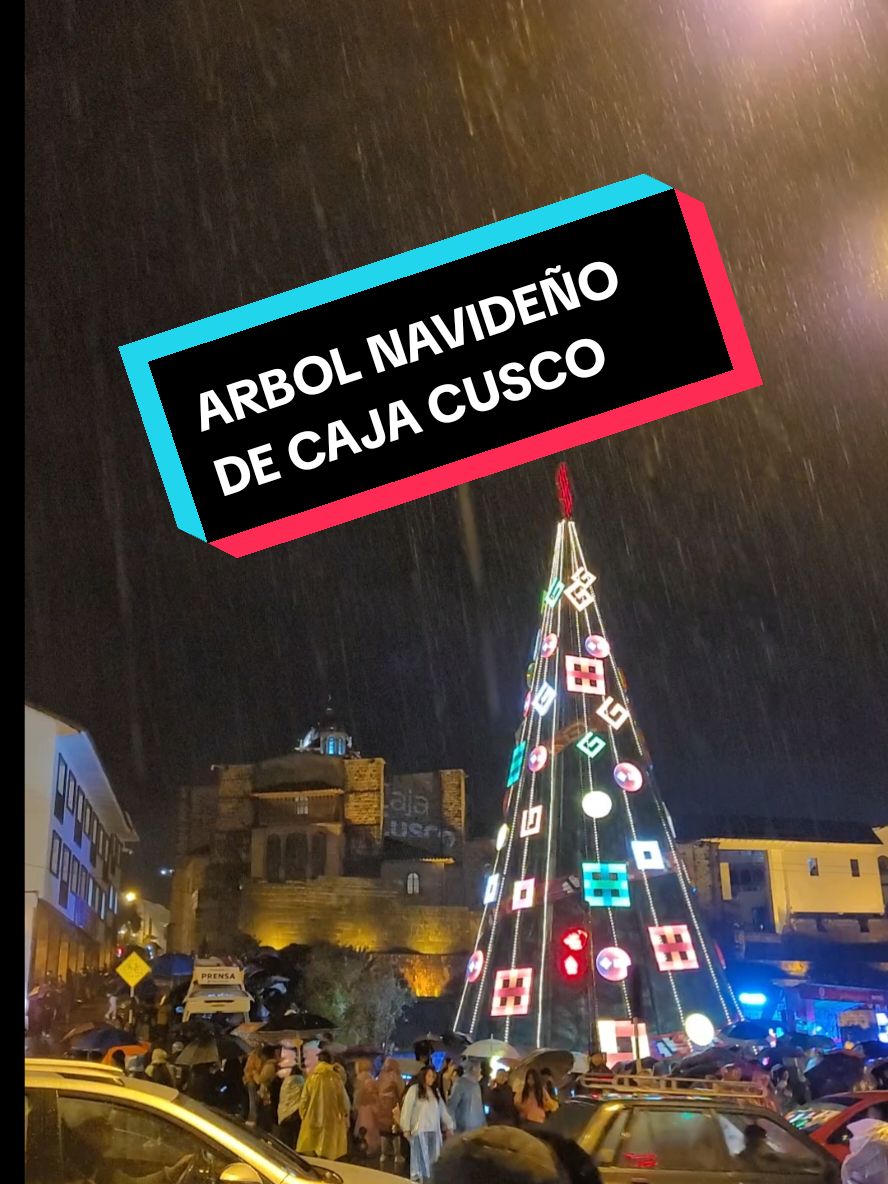 #arbolnavideñocajacusco #cajacusco #cuscoperu  #koricancha_cusco 